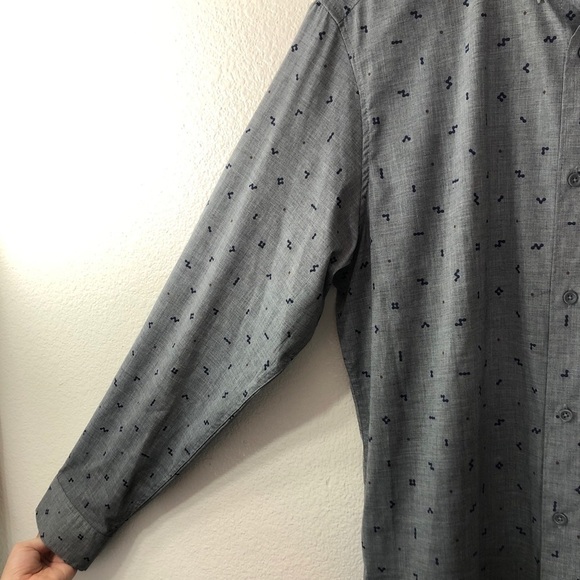 Men’s DC Grey Button Down Shirt - Picture 4 of 7